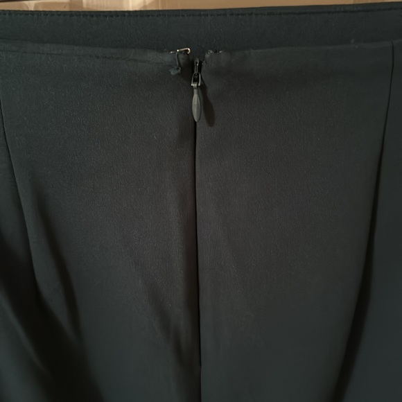 Van Heusen Green Pencil Skirt! - Picture 10 of 14